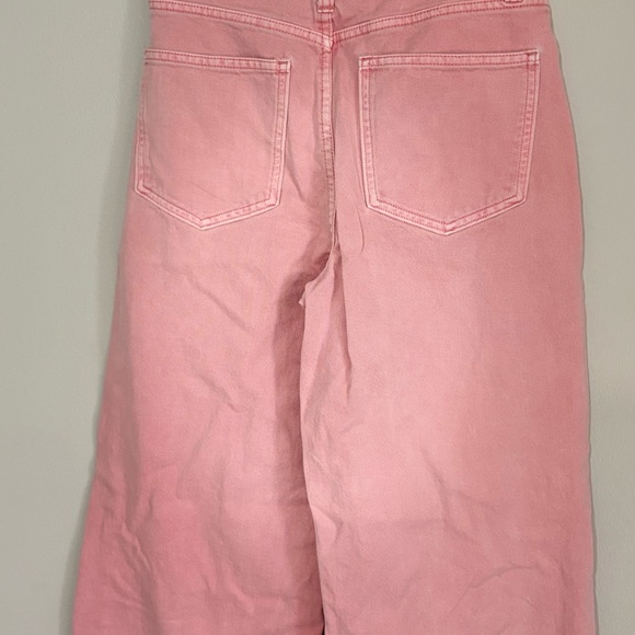 GAP Pink Denim Jeans size 4/27R 
Very good condition! 
So cute! - Picture 8 of 8